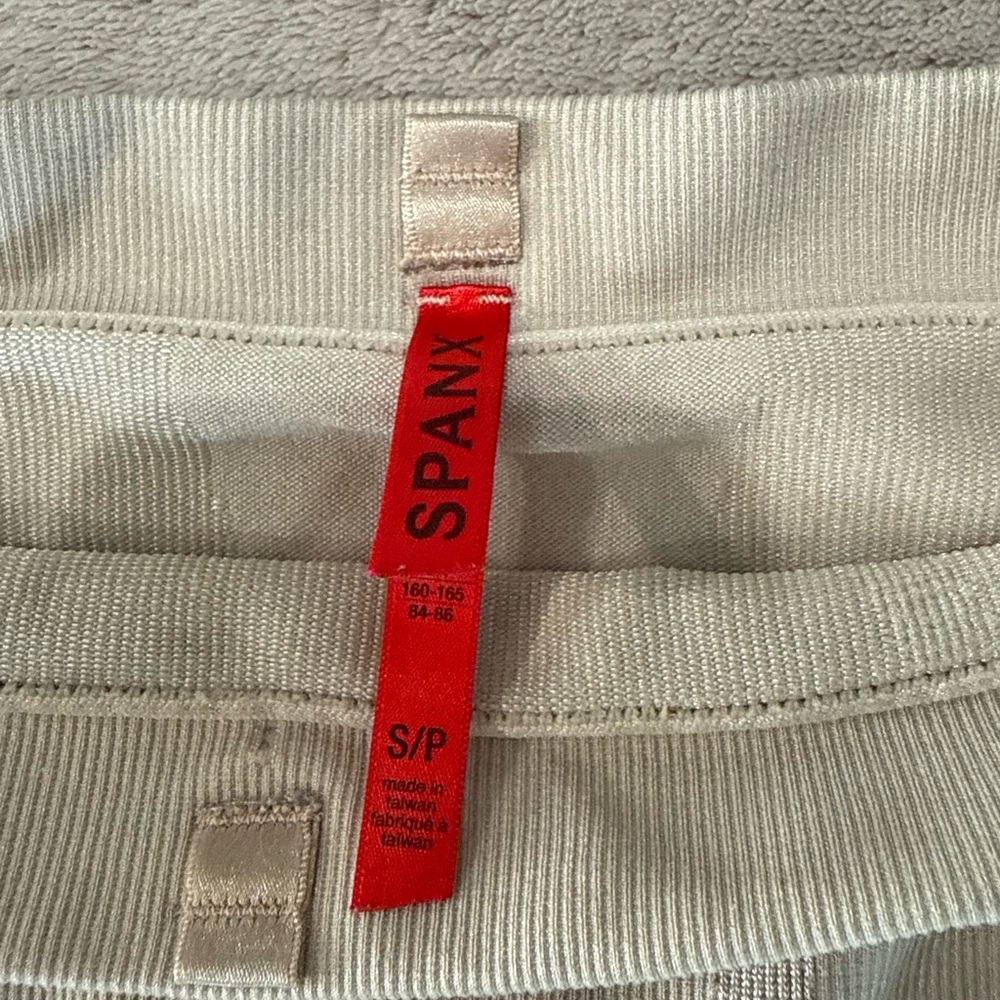 SPANX Light Beige Leggings